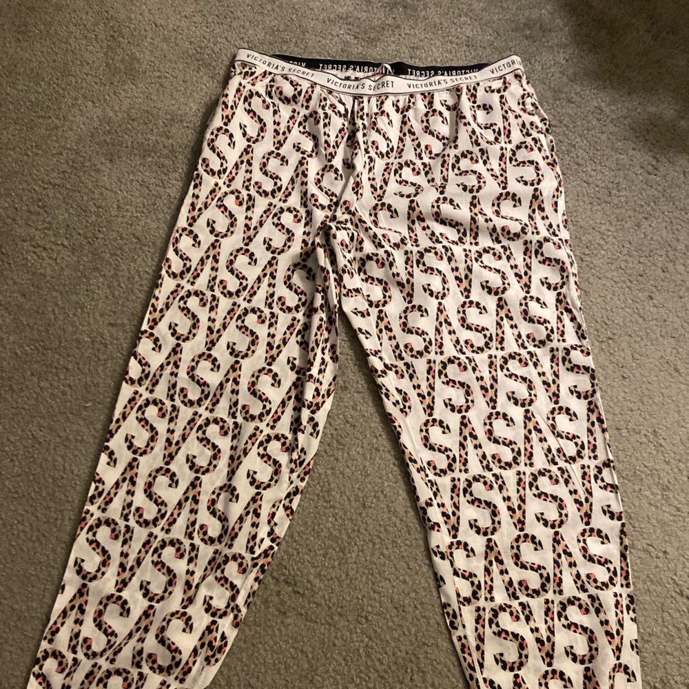 V.S. Med. pajama bottoms